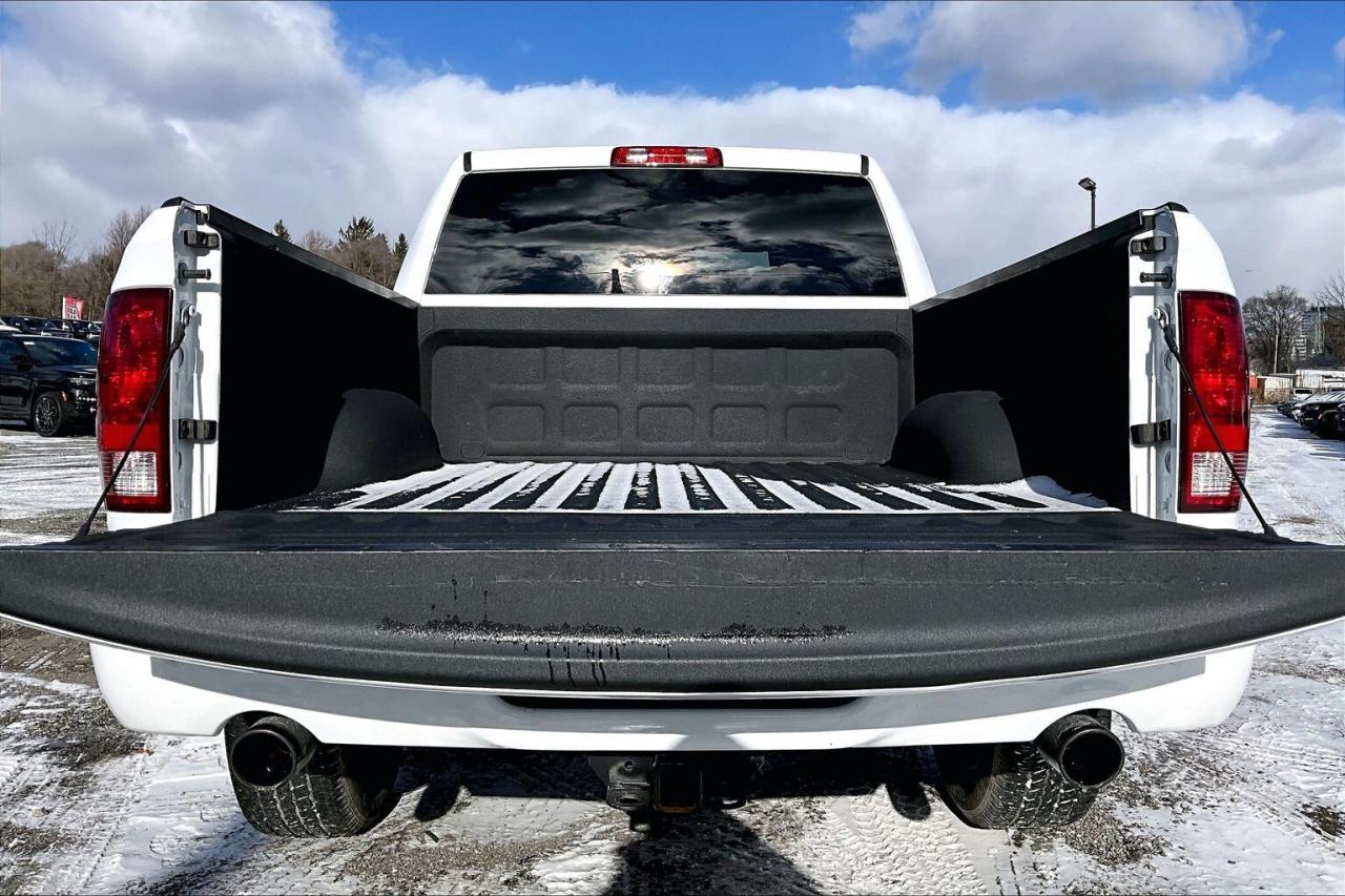 2022 RAM 1500 Classic Night Edition Crew | Max Tow Pkg | Bed Liner | 4X4 Photo