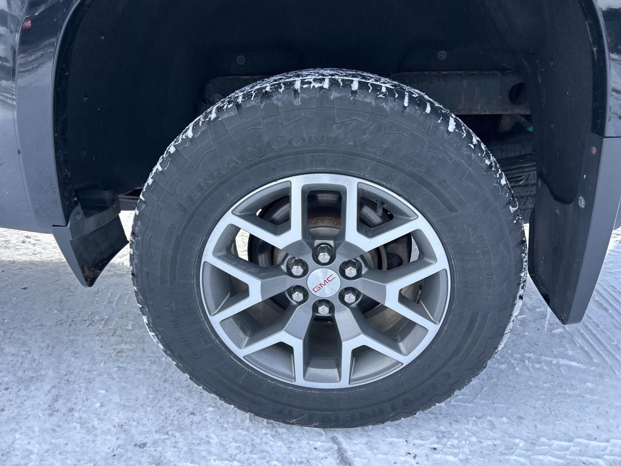 2017 GMC Canyon SLE, CLEAN CARFAX, DIESEL, REMOTE START! - Photo #10