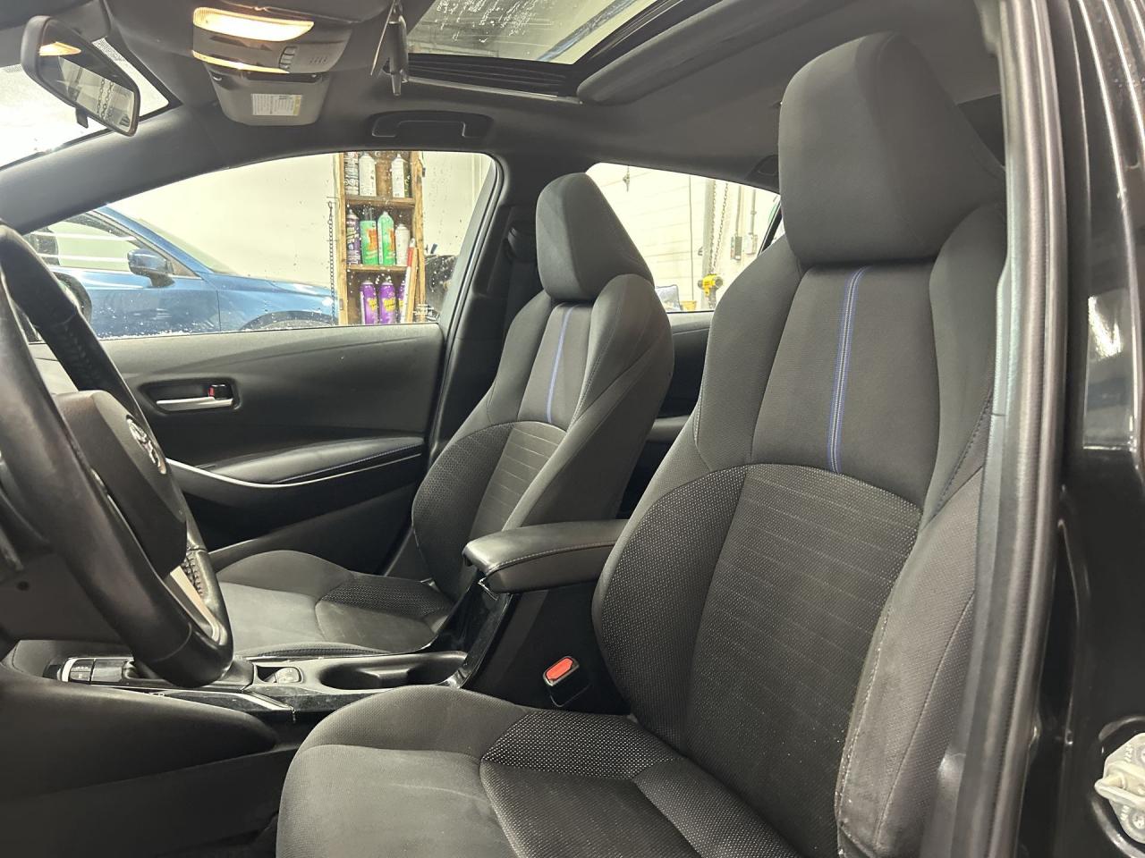 2020 Toyota Corolla SE UPGRADE | SUNROOF |HTD SEATS | CARPLAY | ALLOYS Photo