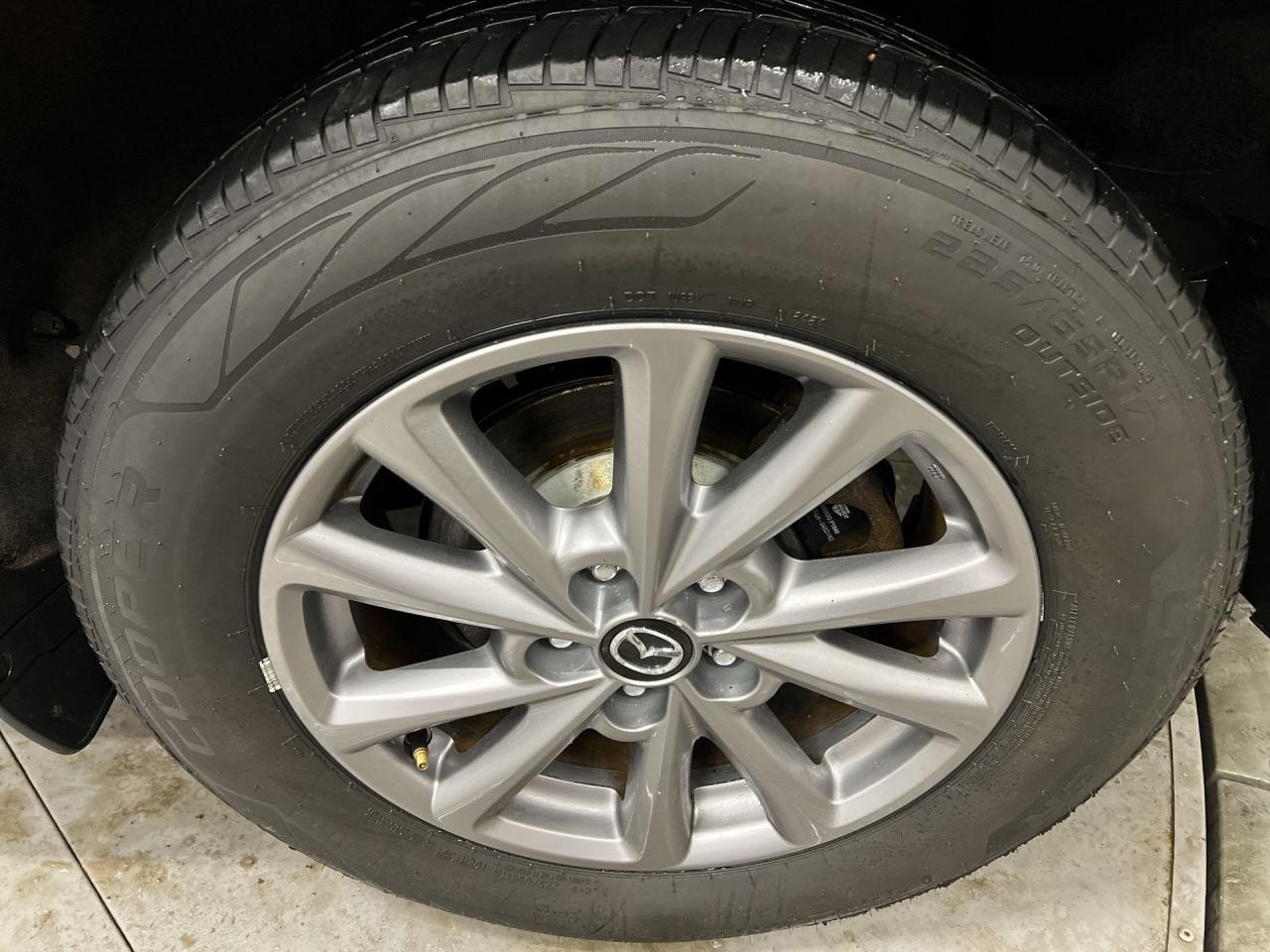 2022 Mazda CX-5 AWD | HTD SEATS | CARPLAY |17IN ALLOYS | BLUETOOTH Photo3