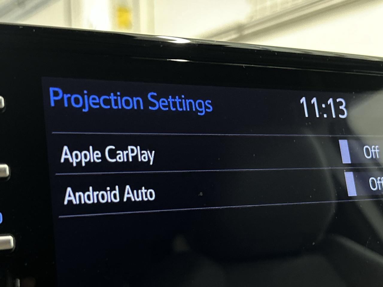 2024 Toyota Sienna HYBRID | 8-PASS | HTD SEATS | CARPLAY |17IN ALLOYS Photo