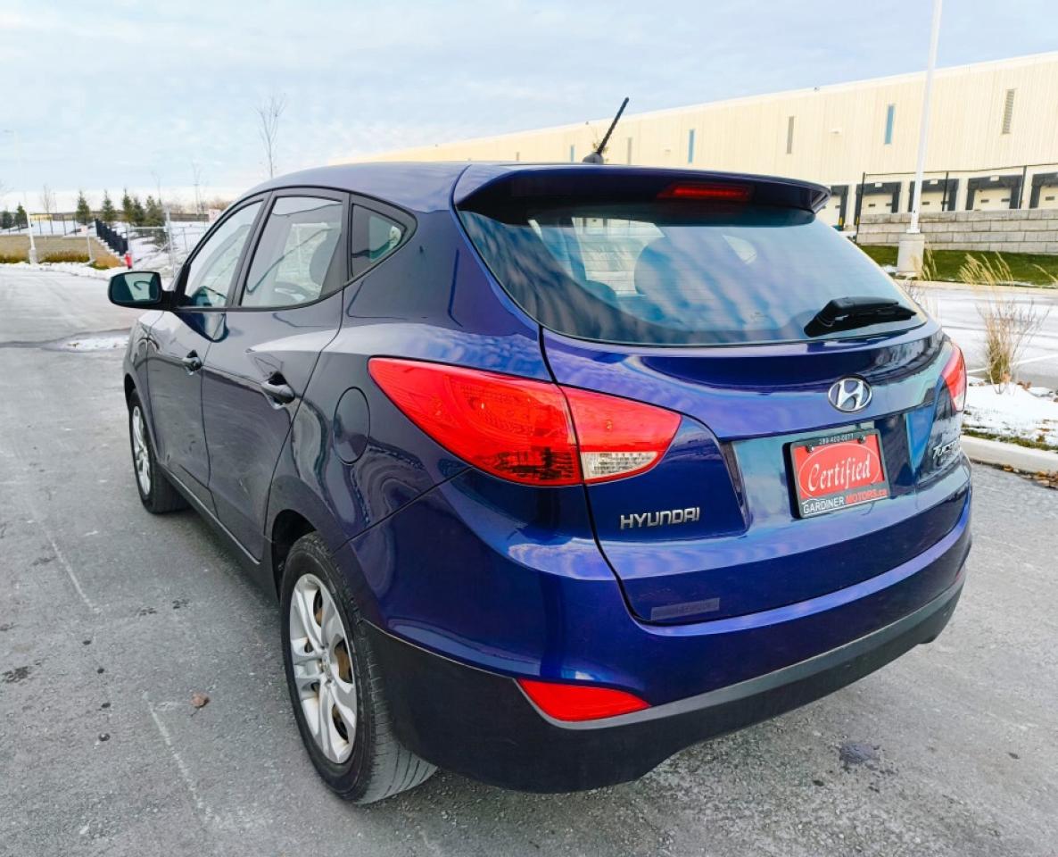 2013 Hyundai Tucson GL 4dr Front-wheel Drive Photo