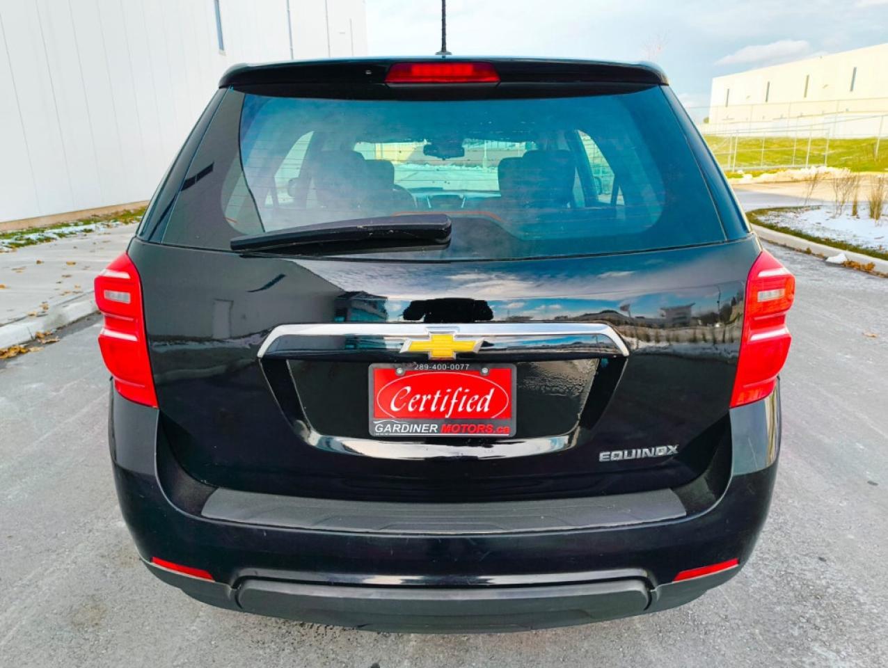 2017 Chevrolet Equinox LS Front-wheel Drive Automatic Photo4