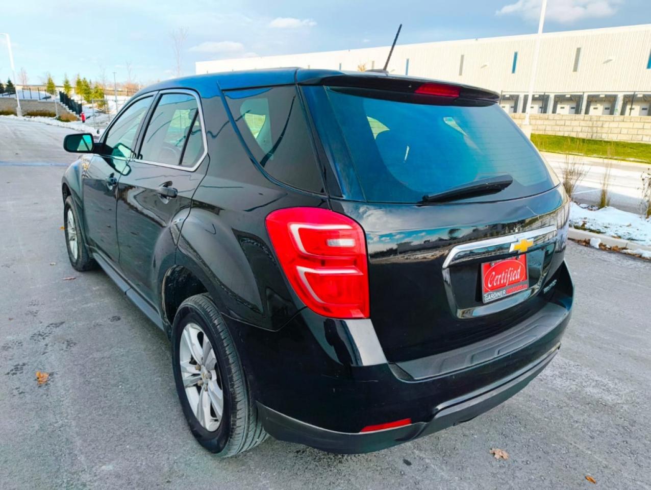 2017 Chevrolet Equinox LS Front-wheel Drive Automatic Photo