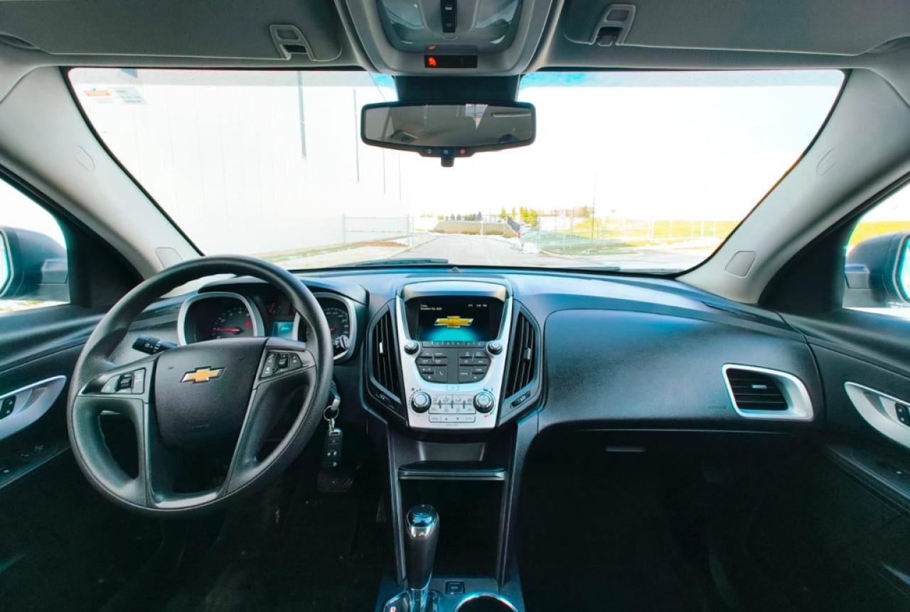 2017 Chevrolet Equinox LS Front-wheel Drive Automatic Photo