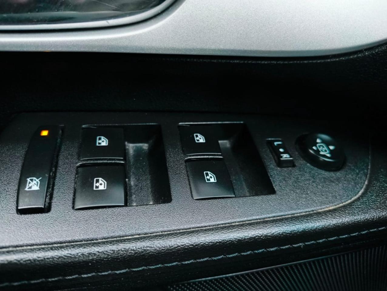 2017 Chevrolet Equinox LS Front-wheel Drive Automatic Photo