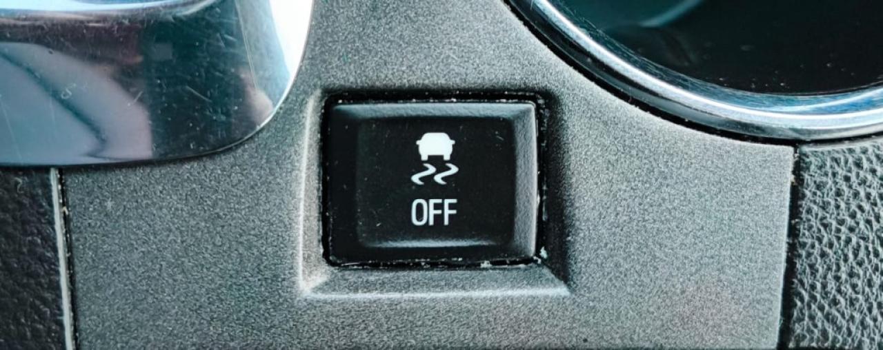 2017 Chevrolet Equinox LS Front-wheel Drive Automatic Photo