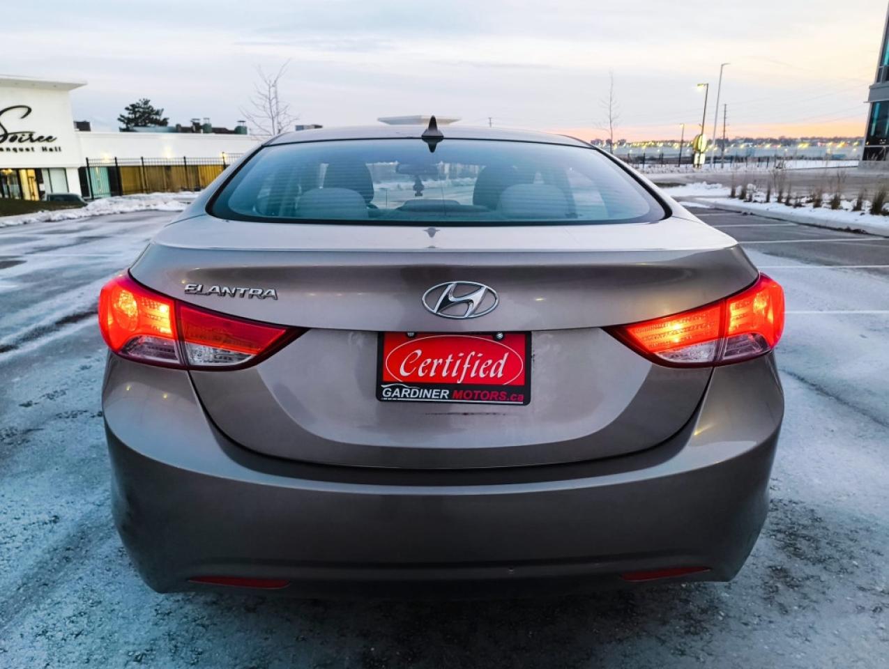 2012 Hyundai Elantra Limited 4dr Sedan Automatic Photo