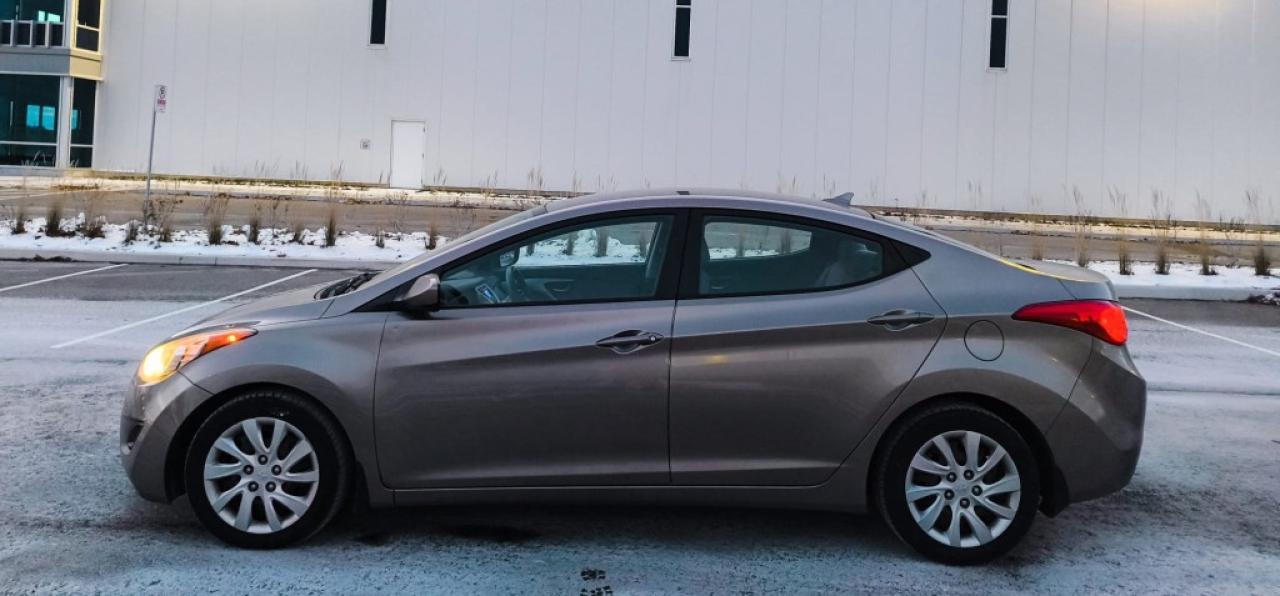 2012 Hyundai Elantra Limited 4dr Sedan Automatic Photo