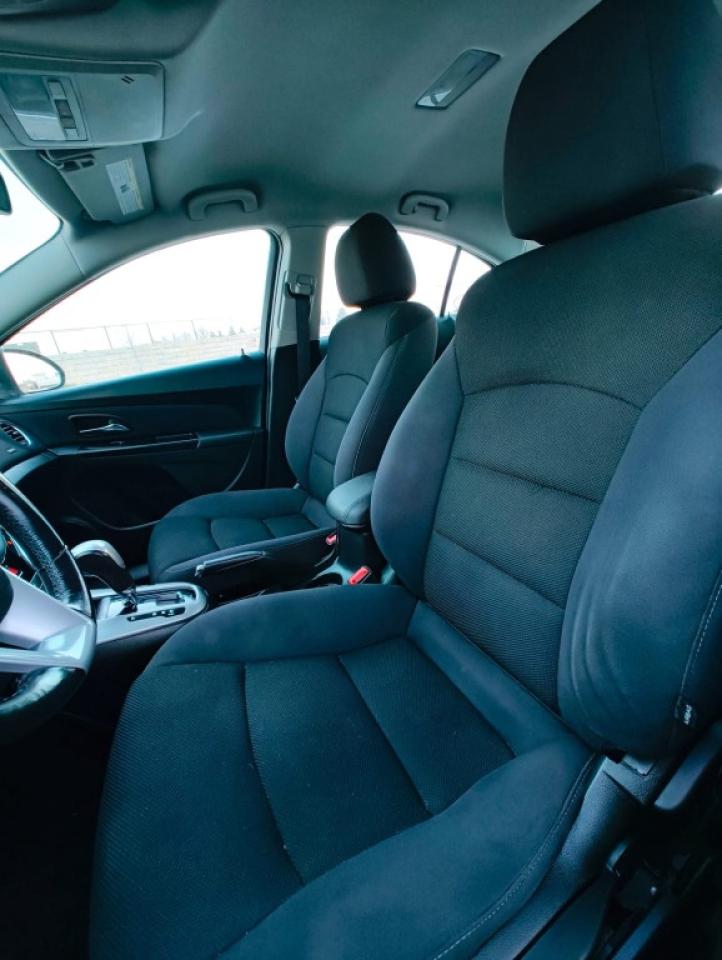 2014 Chevrolet Cruze 1LT Auto 4dr Sedan Automatic Photo