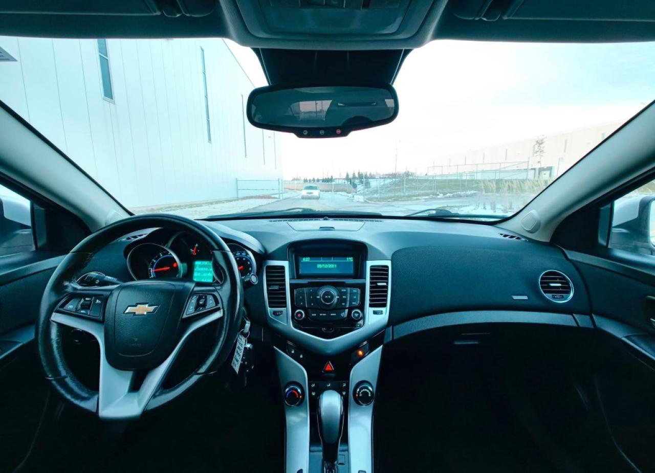 2014 Chevrolet Cruze 1LT Auto 4dr Sedan Automatic Photo