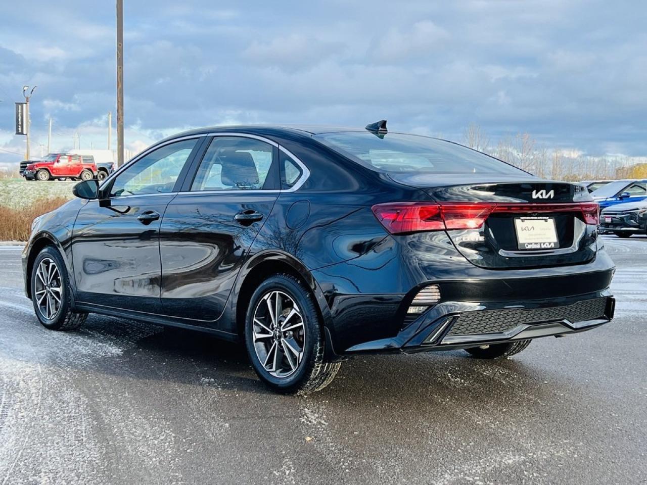 2023 Kia Forte EX Photo