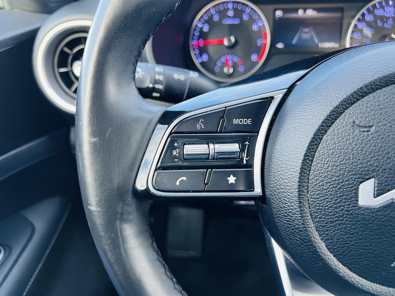 2023 Kia Forte EX Photo