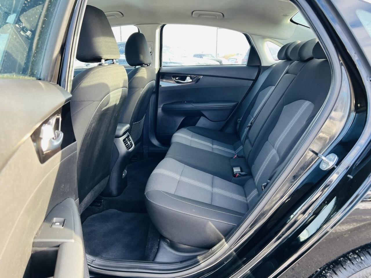 2023 Kia Forte EX Photo