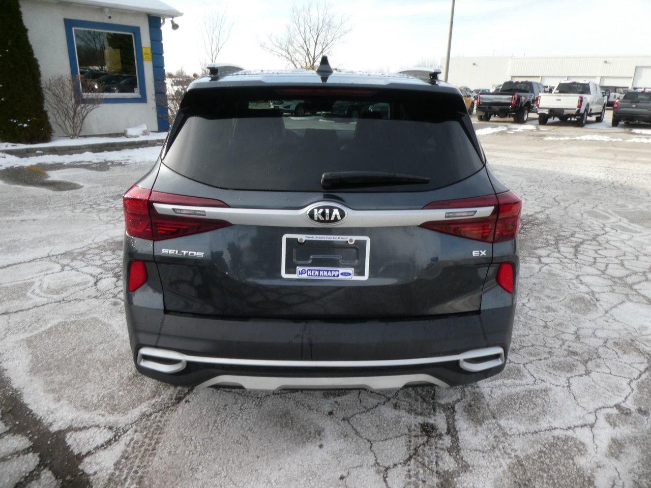 2021 Kia Seltos EX Photo