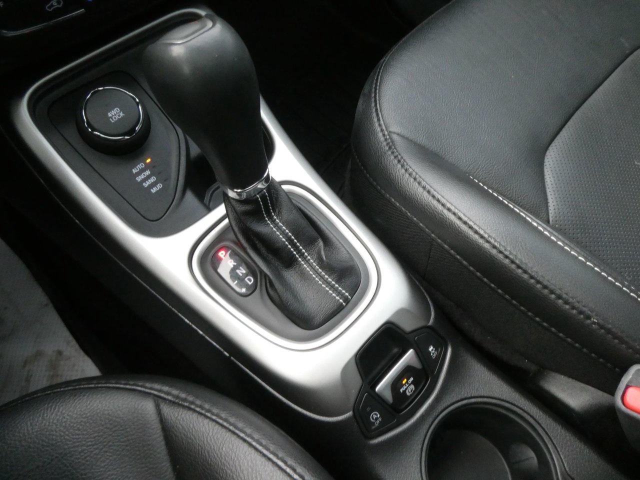 2021 Jeep Compass LATITUDE 80th Anniversary Photo