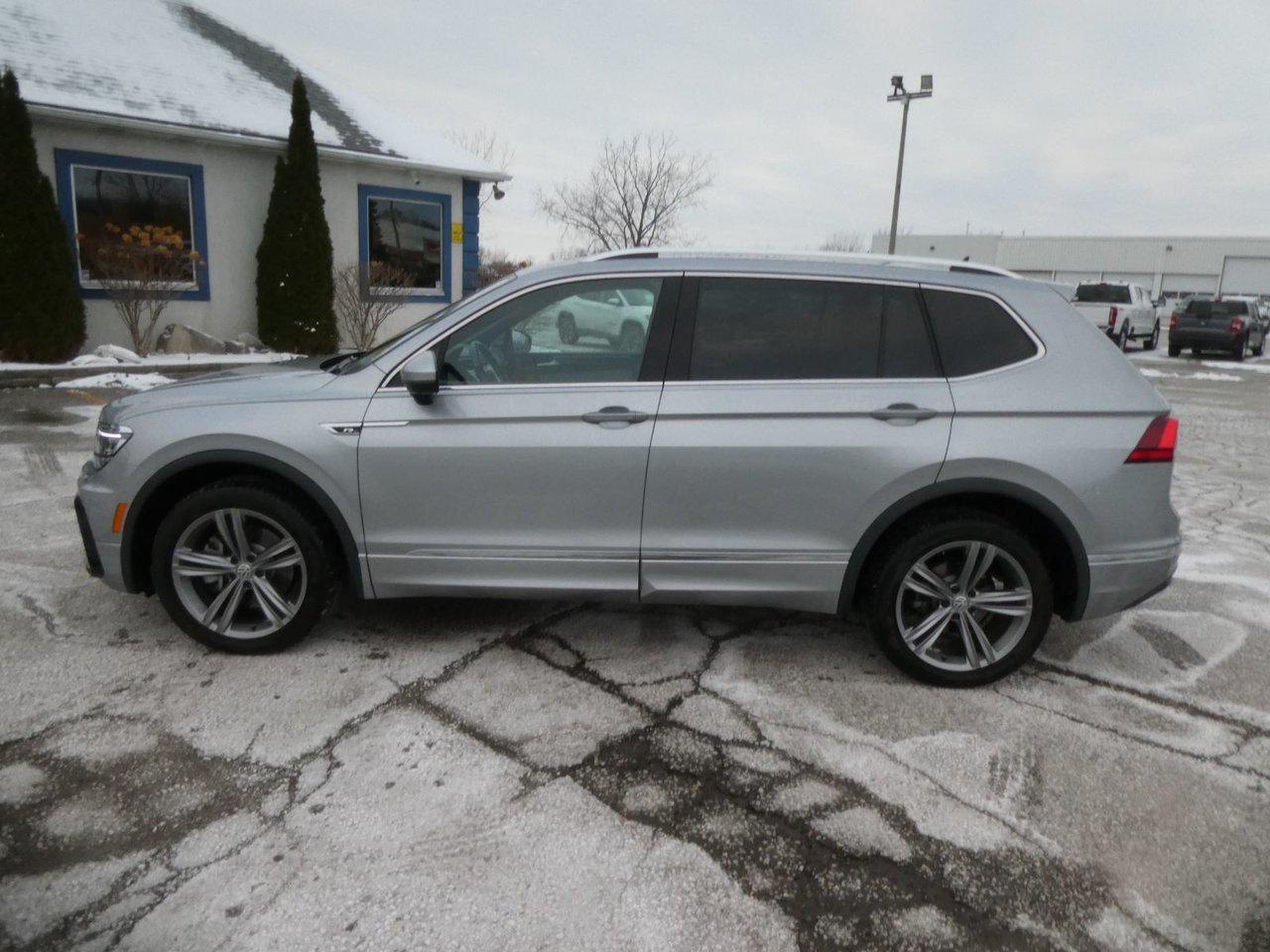 2019 VOLKSWAON TIGUAN Highline Photo