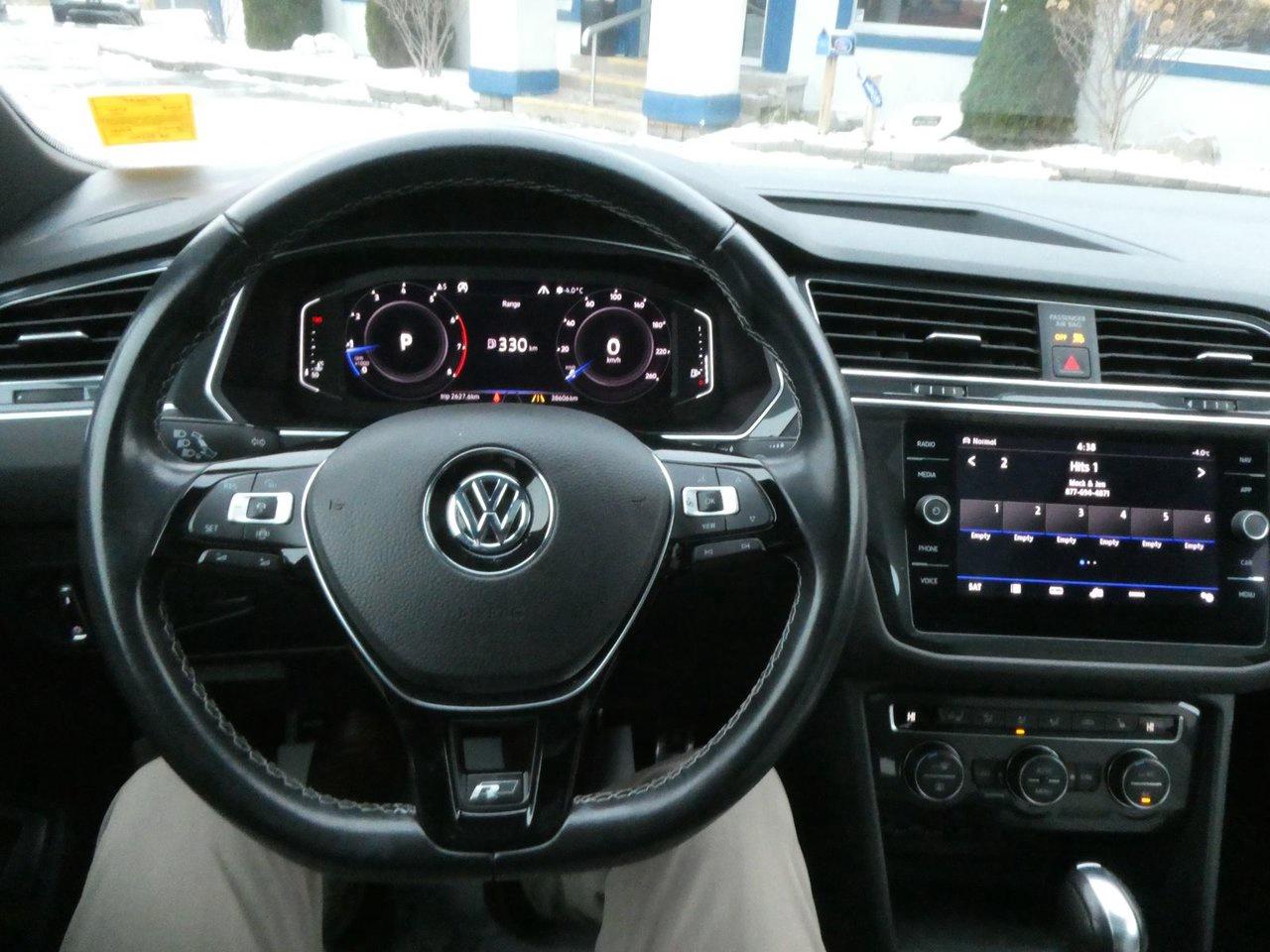 2019 VOLKSWAON TIGUAN Highline Photo