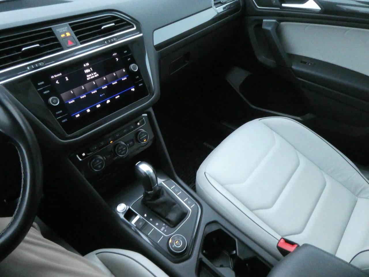 2019 VOLKSWAON TIGUAN Highline Photo