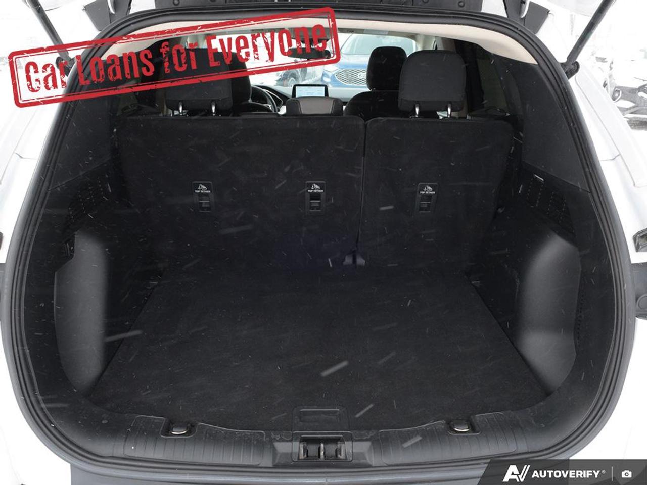 2020 Ford Escape SE Photo