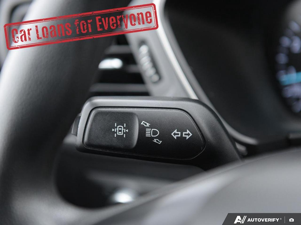 2020 Ford Escape SE Photo