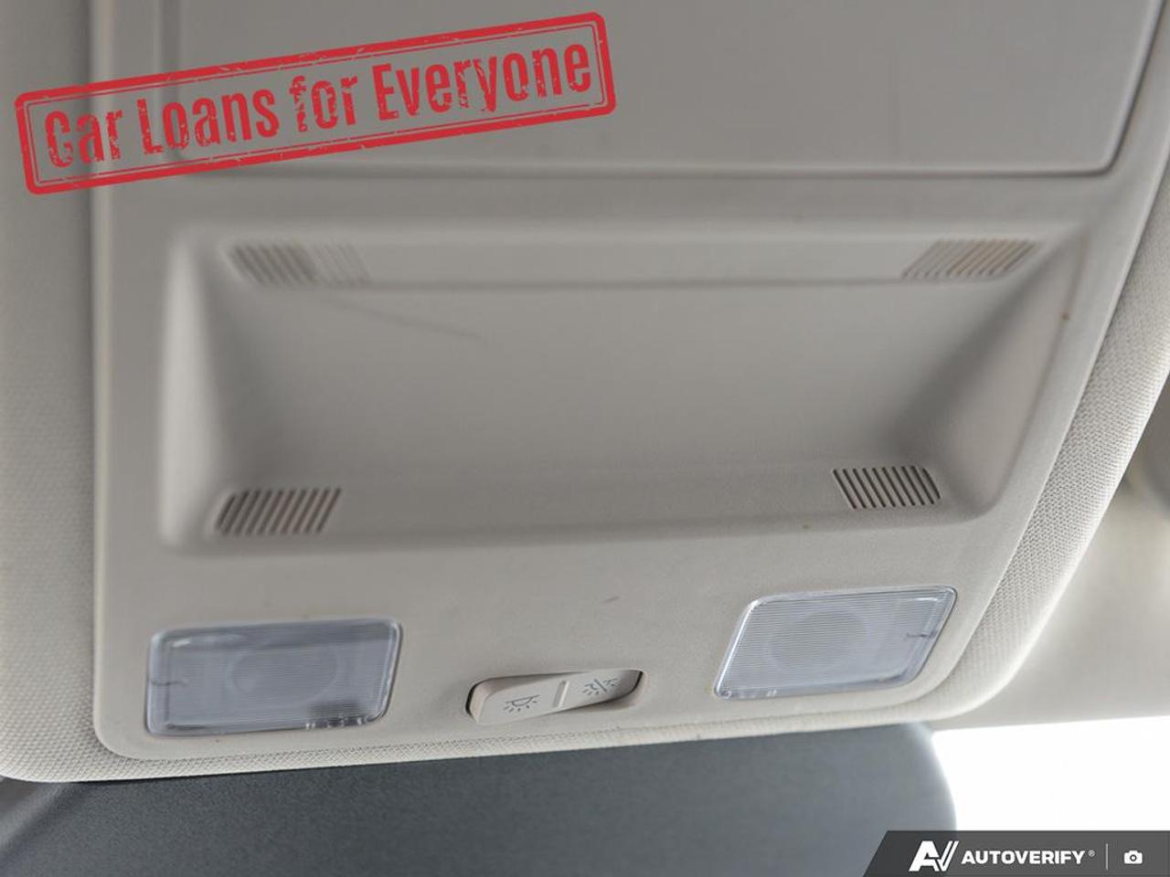 2020 Ford Escape SE Photo