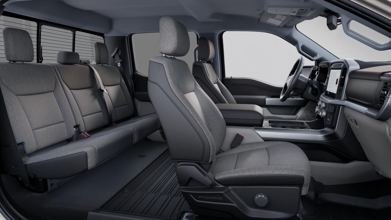 2025 Ford F-150 4x4 Supercrew-157 Photo5