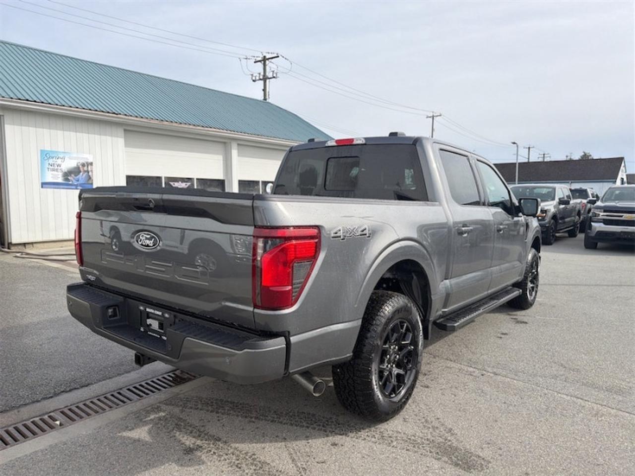 2026 Ford F-150 XLT  - Tow Package - Tailgate Step Photo4