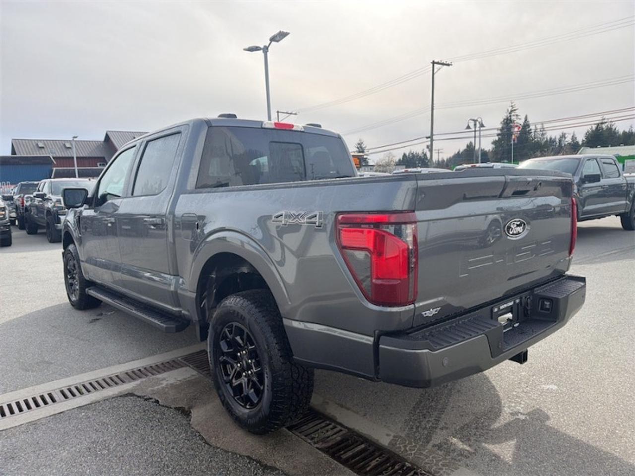2026 Ford F-150 XLT  - Tow Package - Tailgate Step Photo2