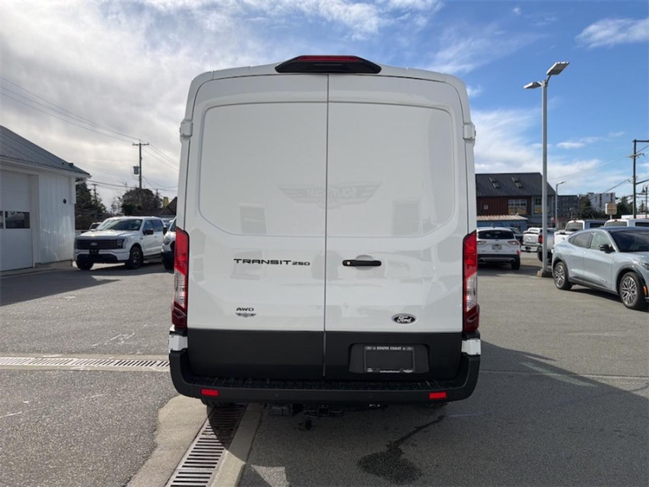 2026 Ford Transit Cargo Van BASE Photo3