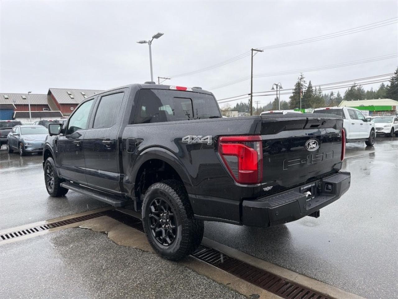 2026 Ford F-150 XLT  - Tow Package - Tailgate Step Photo2