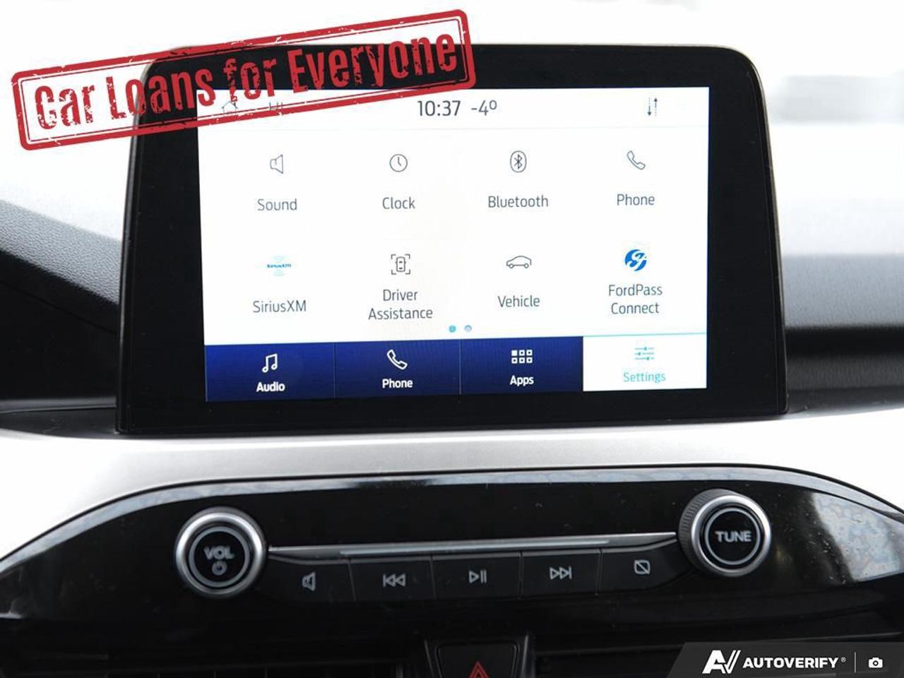 2020 Ford Escape SE Photo