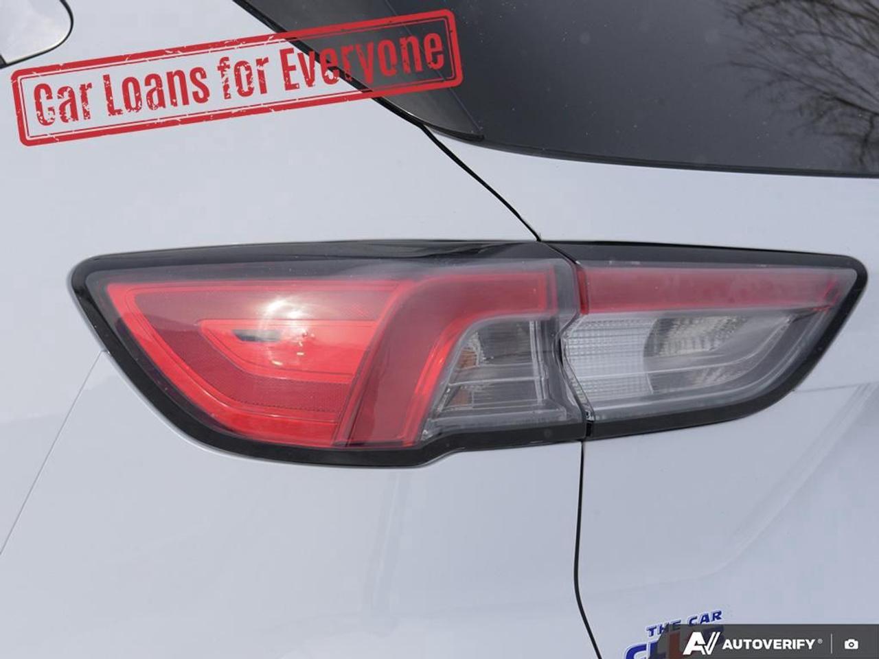 2020 Ford Escape SE Photo