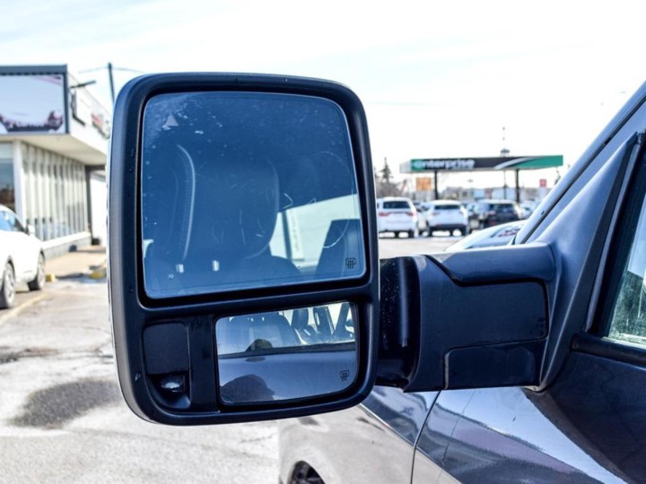 2025 RAM 2500 Laramie  4x4 Crew Cab 8' Box 6.4L Only 64 Km Leather Sunroof  Sport Appearance Photo