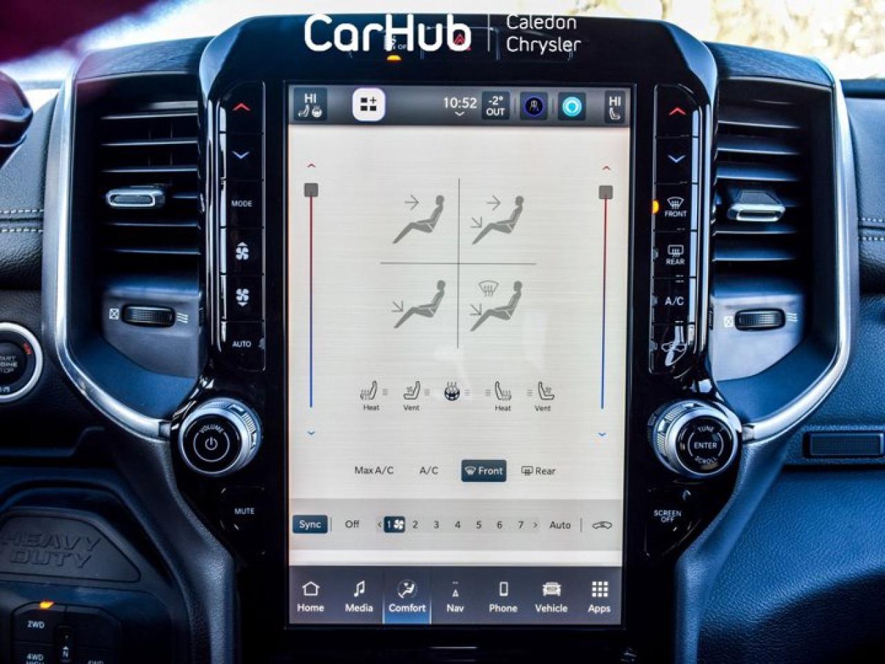 2025 RAM 2500 Laramie  4x4 Crew Cab 8' Box 6.4L Only 64 Km Leather Sunroof  Sport Appearance Photo