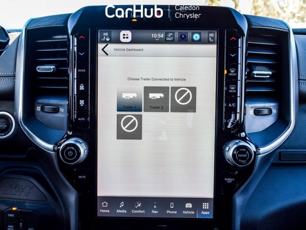 2025 RAM 2500 Laramie  4x4 Crew Cab 8' Box 6.4L Only 64 Km Leather Sunroof  Sport Appearance Photo