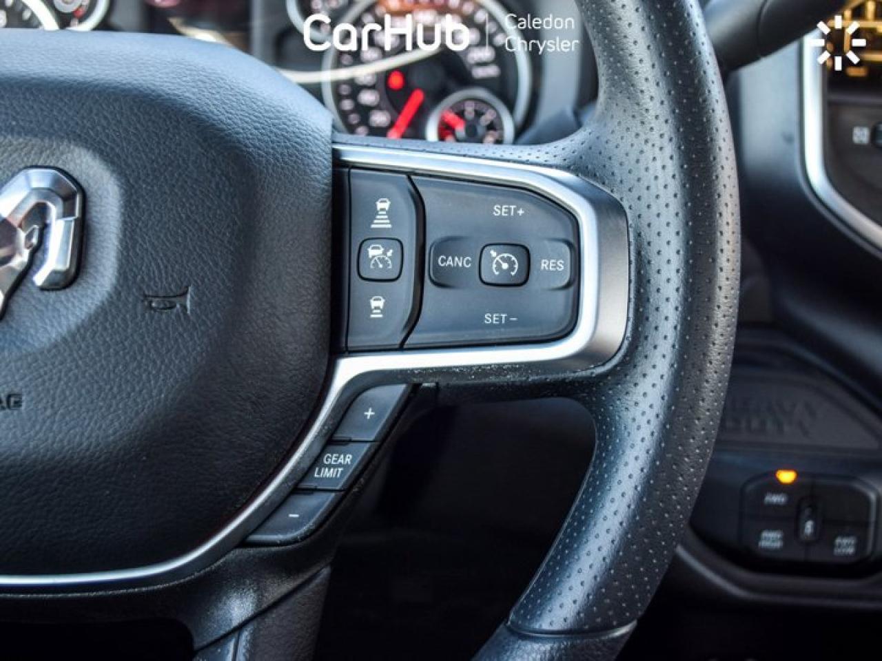 2025 RAM 3500 Big Horn 4x4 Reg Cab 8' Box 6.4L Only 42 Km Adaptive Cruise Collision Warning Plus Photo