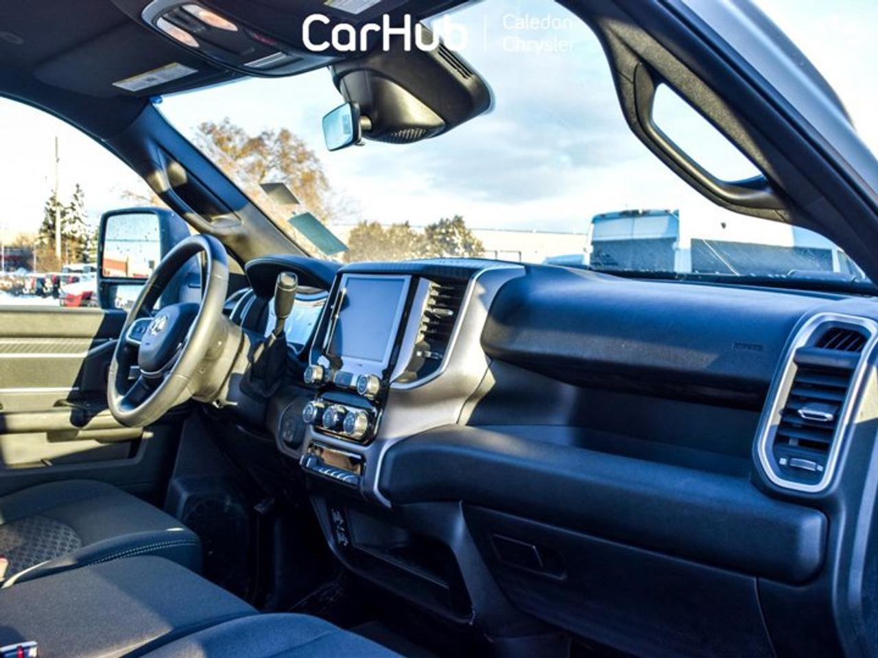 2025 RAM 3500 Big Horn 4x4 Reg Cab 8' Box 6.4L Only 42 Km Adaptive Cruise Collision Warning Plus Photo