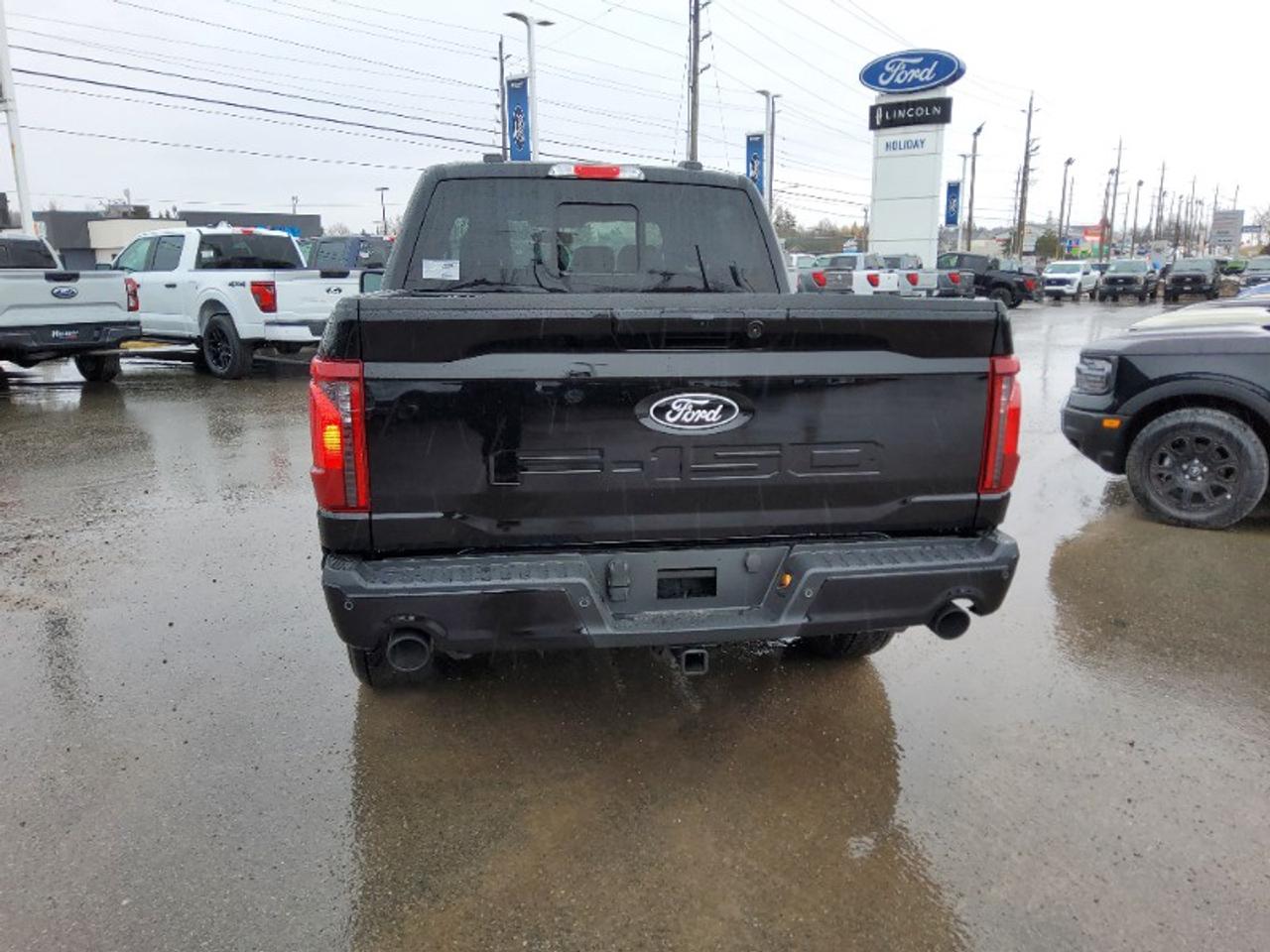 2026 Ford F-150 XLT Photo4