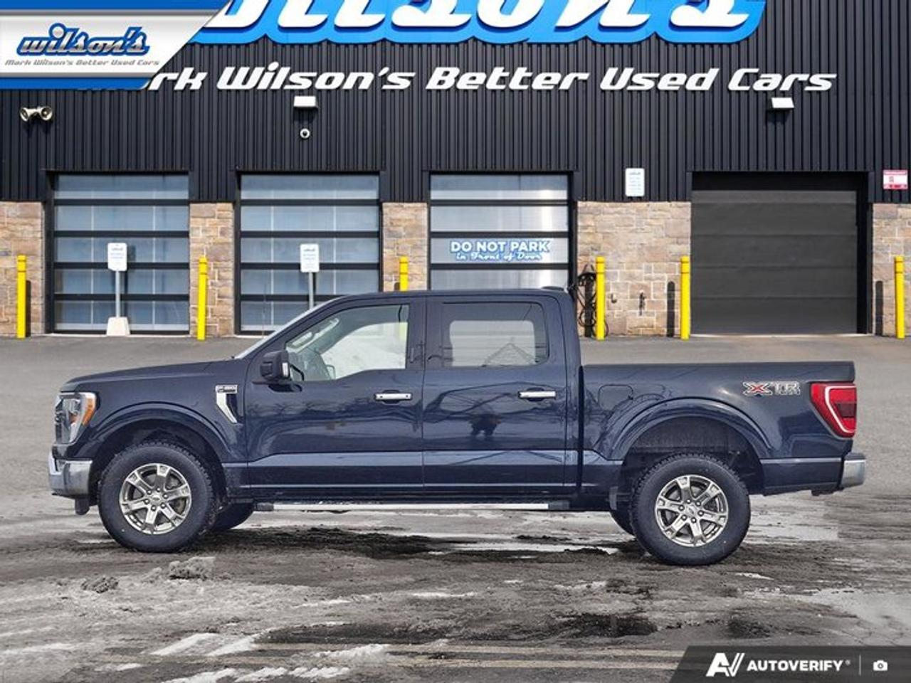 2023 Ford F-150 XLT Crew 4X4 | 3.5L | XTR | Panoramic Sunroof | Heated Seats | Tow Pkg | Remote Start | and More ! Photo