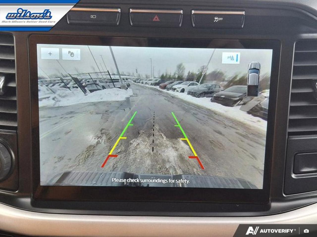 2023 Ford F-150 XLT Crew 4X4 | 3.5L | XTR | Panoramic Sunroof | Heated Seats | Tow Pkg | Remote Start | and More ! Photo