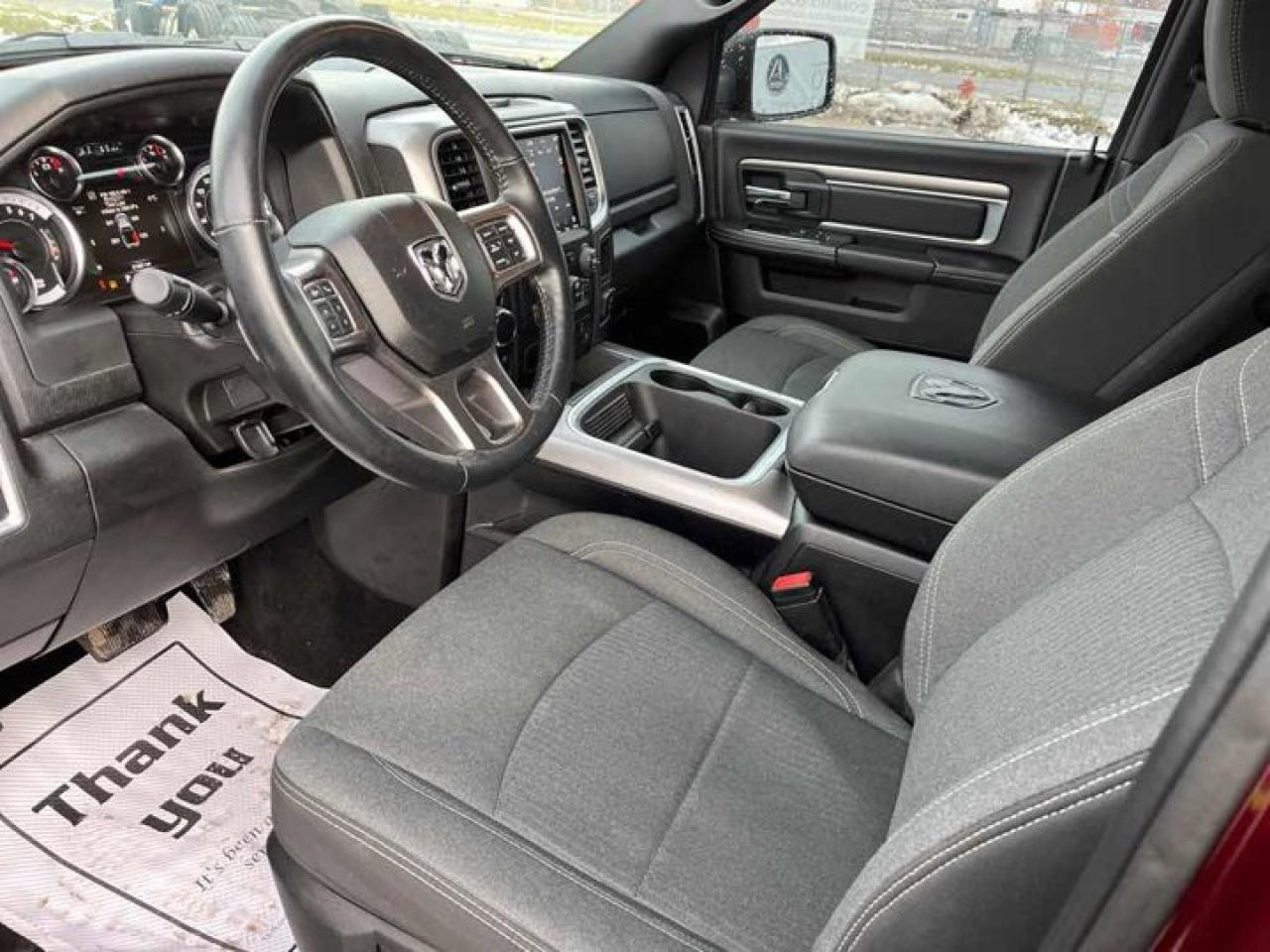 2023 RAM 1500 Classic Warlock Crew 4x4 | 5.7L Hemi | Heated Bucket Seats + Steering | Remote Start | Carplay & More ! Photo2