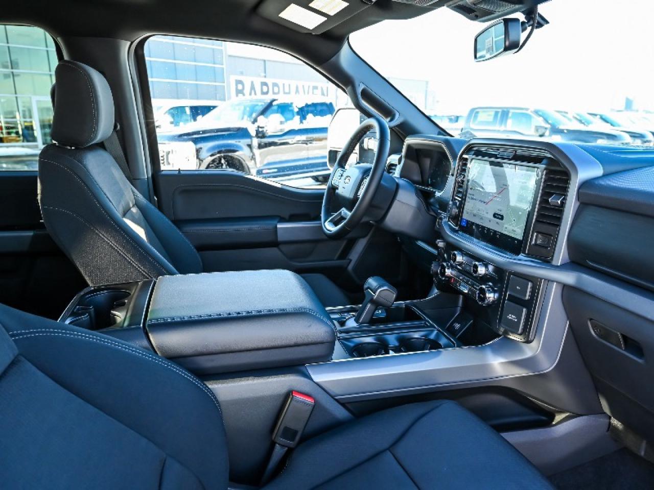 2025 Ford F-150 XLT Photo