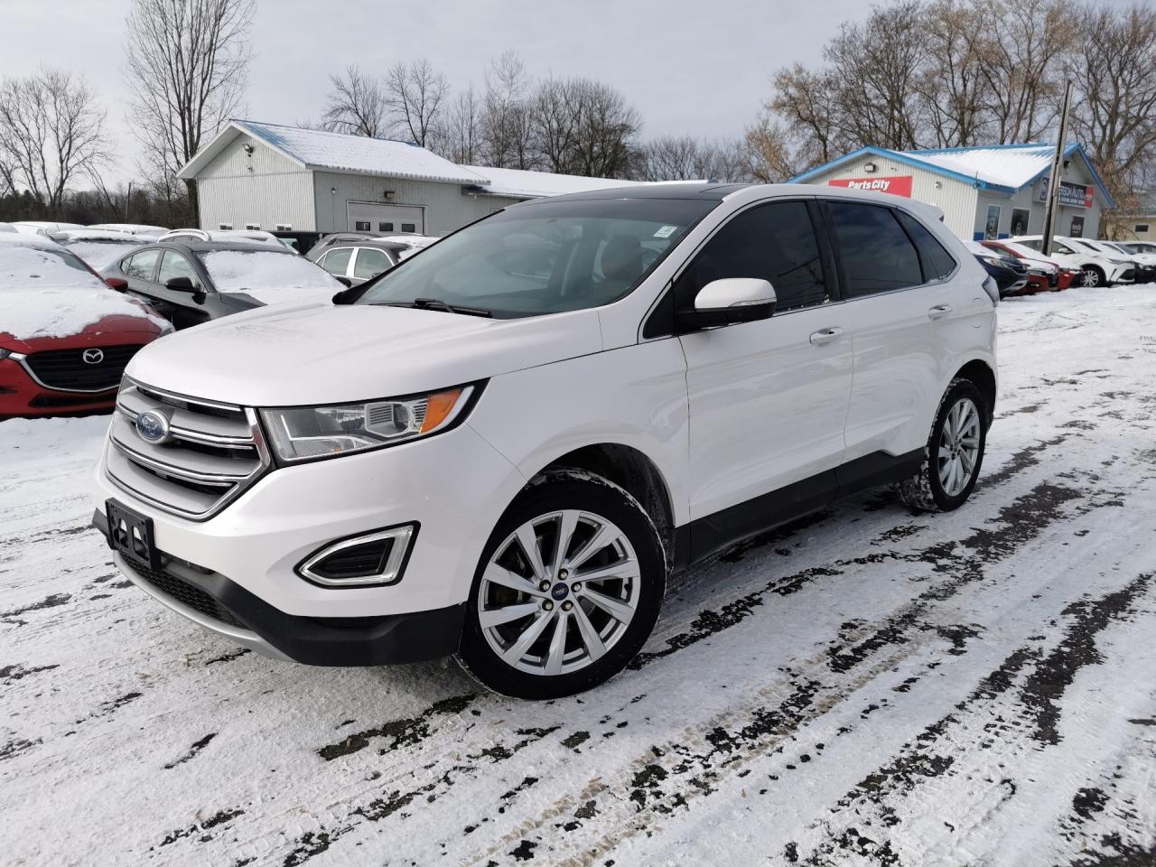 2016 Ford Edge Titanium AWD Photo0