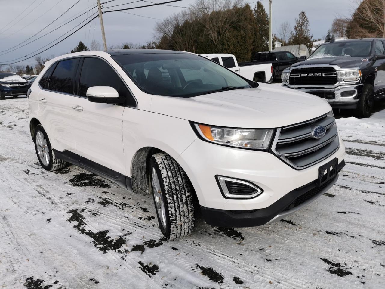 2016 Ford Edge Titanium AWD Photo