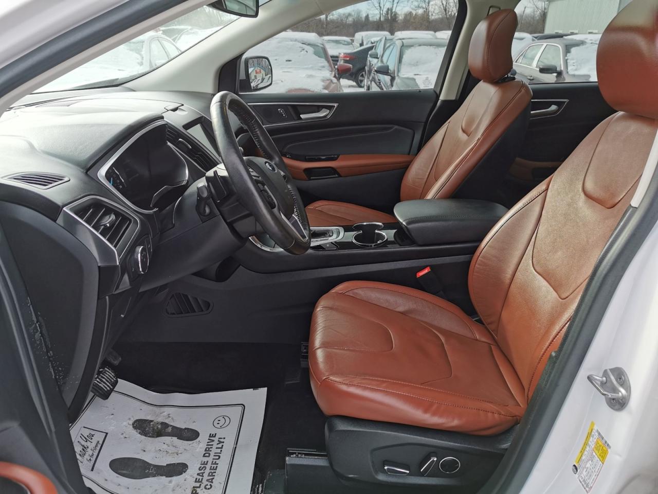 2016 Ford Edge Titanium AWD Photo