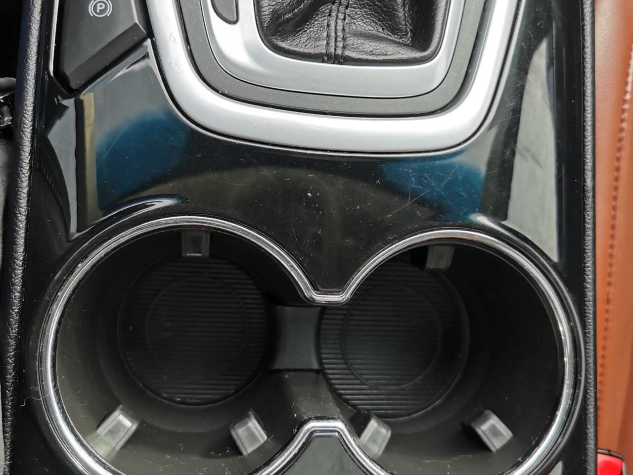 2016 Ford Edge Titanium AWD Photo