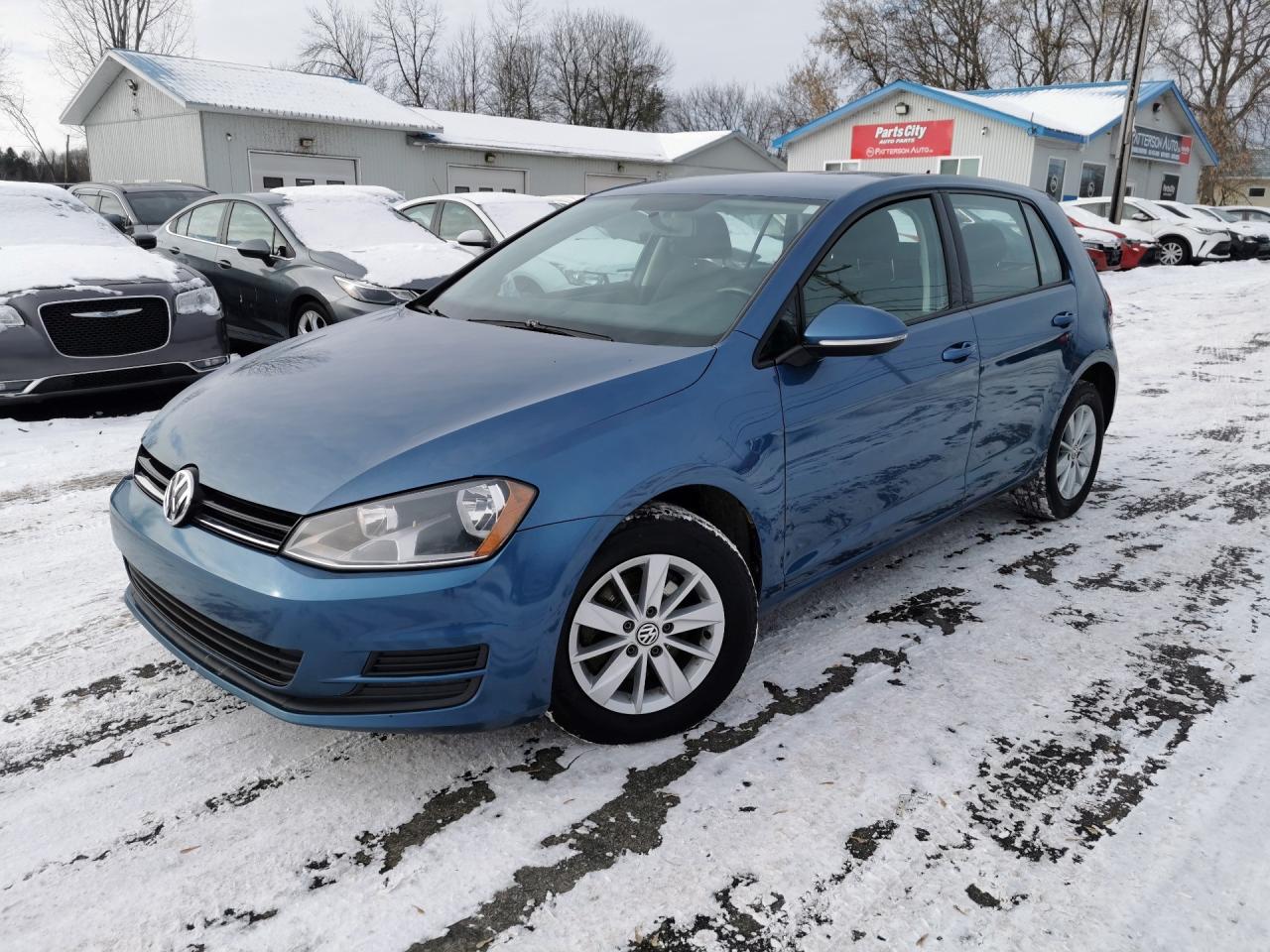 2016 Volkswagen Golf TSi  SE