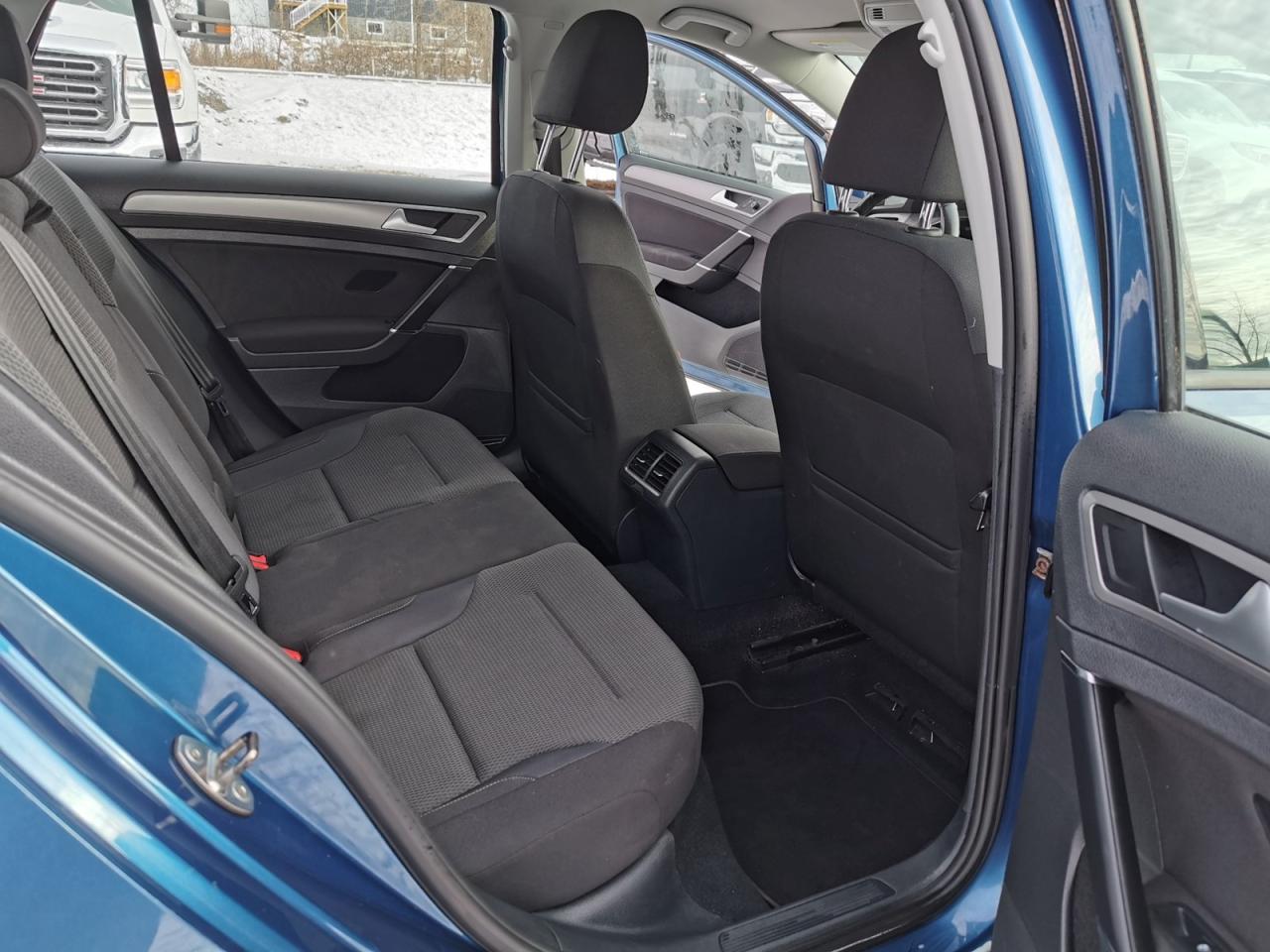 2016 Volkswagen Golf TSi  SE - Photo #17