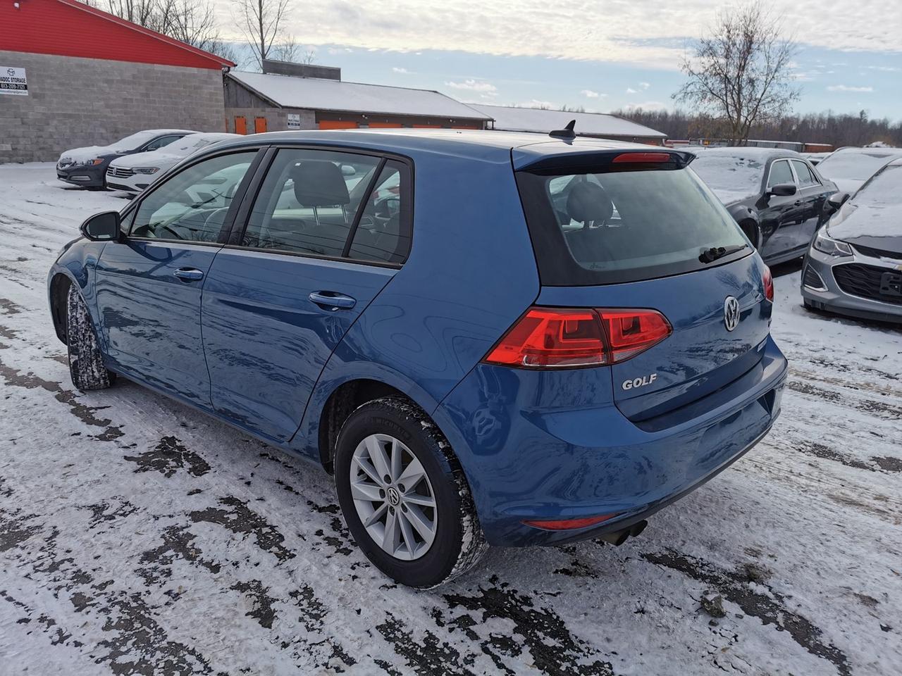 2016 Volkswagen Golf TSi  SE Photo